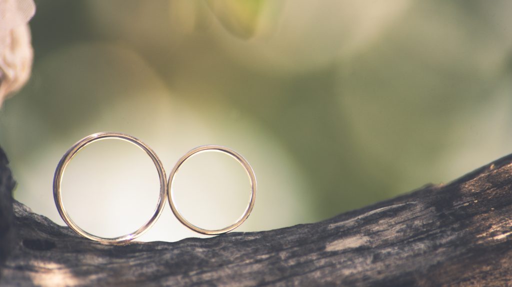おしゃれな結婚指輪（マリッジリング）って？人と差をつけるデザインを選ぼう！
