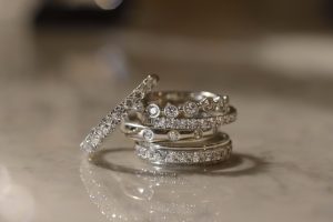 婚約指輪にも結婚指輪にも！　エタニティリングの魅力を大解剖！