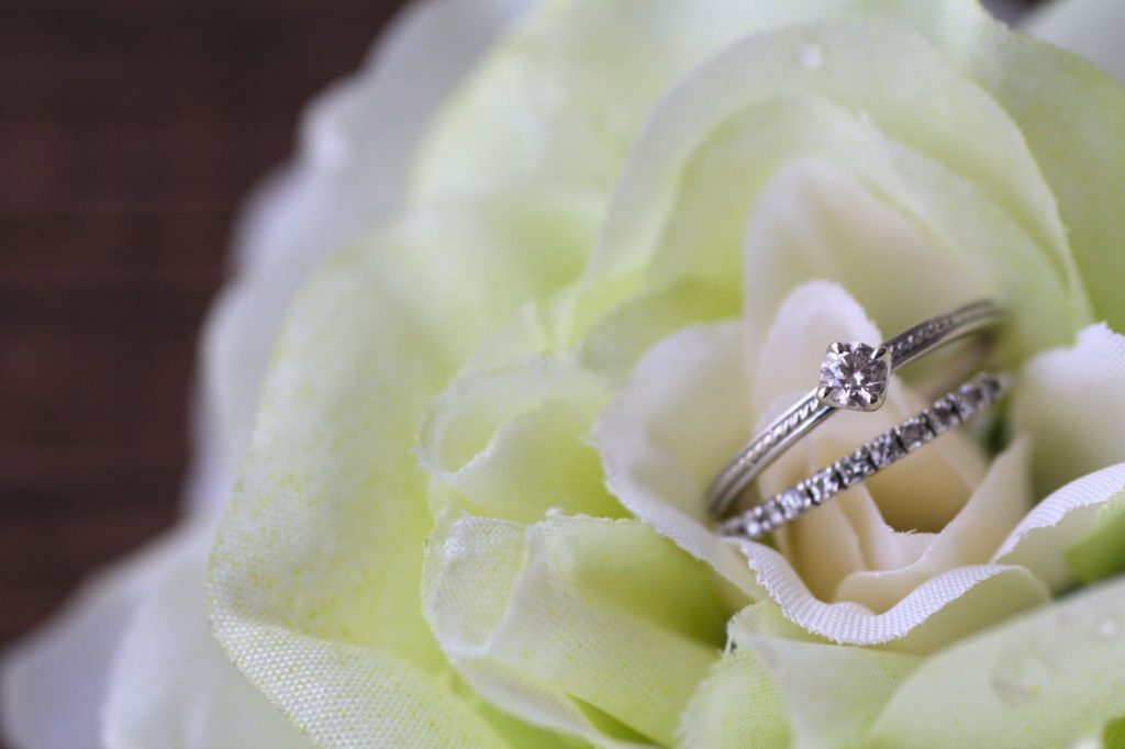 ダイヤモンド付きの結婚指輪を選ぶメリットと注意点を解説！_2