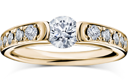 SYLVAN シルヴァン 348,700 円(税込)～ 婚約指輪