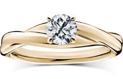IVY アイヴィ 297,000 円(税込)～ 婚約指輪